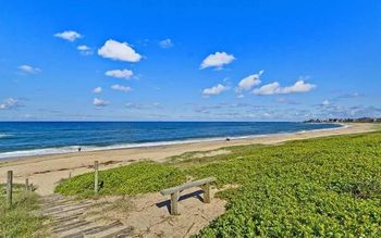 Nautilus Beachfront Apartment 12 - Accommodation Daintree 1