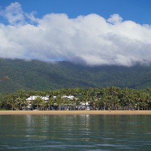 ANGSANA GREAT BARRIER REEF - Accommodation Daintree 0