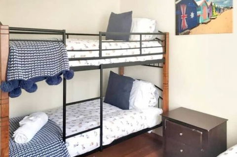 Home Near Shops & Beach - Accommodation Daintree 4