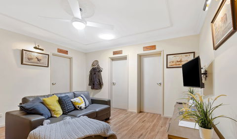 The Guesthouse - Accommodation Daintree 5