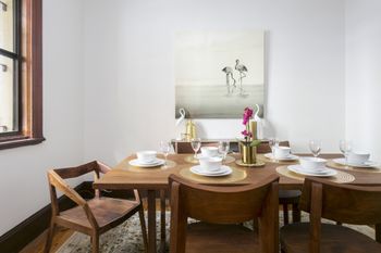 Spacious 3 Bedroom Minutes To CBD - Accommodation Daintree 4