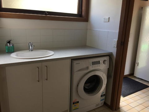 Gowings Of Mallacoota - Accommodation Daintree 2