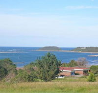 Water View House at Orient Point - Accommodation Daintree