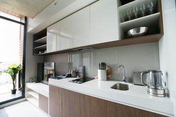 Spacious Apartment Close To Melbourne CBD - Accommodation Daintree 1