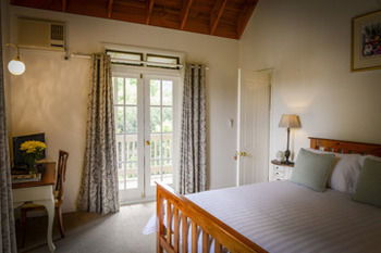 Arcadia Bed & Breakfast & Cottages - Accommodation Daintree 1