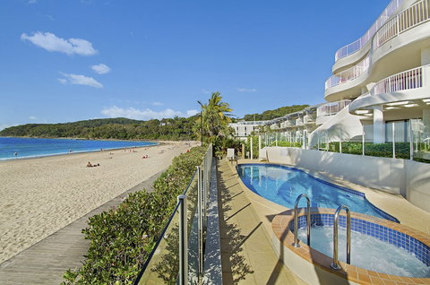 La Mer Noosa - Accommodation Daintree 0