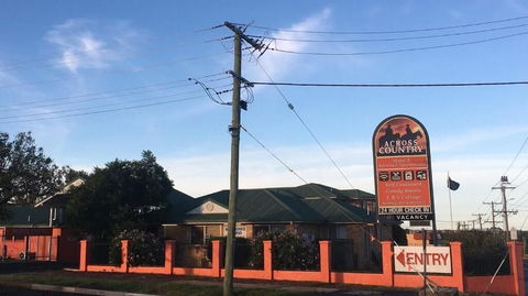 Across Country Motor Inn - Accommodation Daintree 5