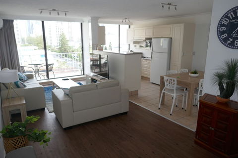 Queensleigh Apartment - Accommodation Daintree 2