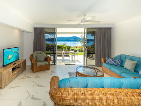 Frangipani 5 On Hamilton Island - Accommodation Daintree 5