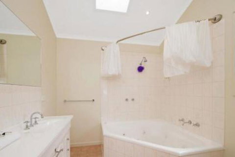 Valkei - Accommodation Daintree 2