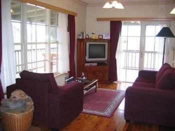 Buttercup Cottage & Private Apartment - Accommodation Daintree 5