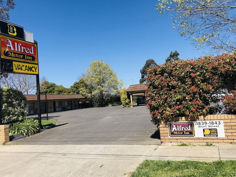 Alfred Motor Inn - Accommodation Daintree 2