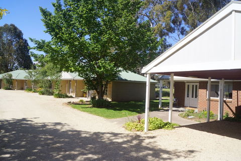 All Seasons Mansfield - Accommodation Daintree 1