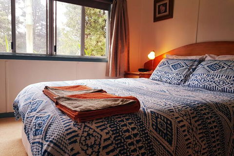 Glenbrook House And Cottage - Accommodation Daintree 5