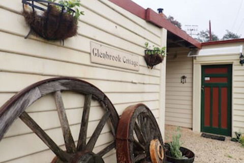 Glenbrook House And Cottage - Accommodation Daintree 0