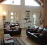 Outlook Hill Pavilion suites  Spa Cottages