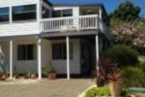 Yarra Glen Bed & Breakfast - Accommodation Daintree 0