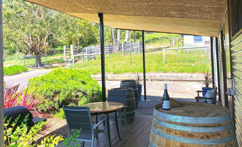 Valley Farm Vineyard Cottages - Accommodation Daintree 1