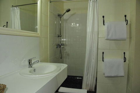 Kookaburra Lodge - Accommodation Daintree 5