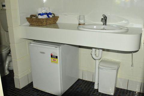 Kookaburra Lodge - Accommodation Daintree 4