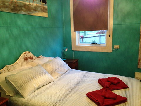 The Spotted Salmon Cottage - Accommodation Daintree 2