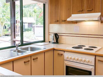 Boat Harbour Apartments - Accommodation Daintree 6