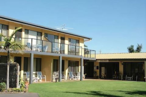 Admirals Lodge - Accommodation Daintree 0