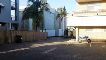 Paramount Motel - Accommodation Daintree 2