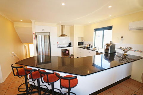 Ocean Breakers - Accommodation Daintree 2