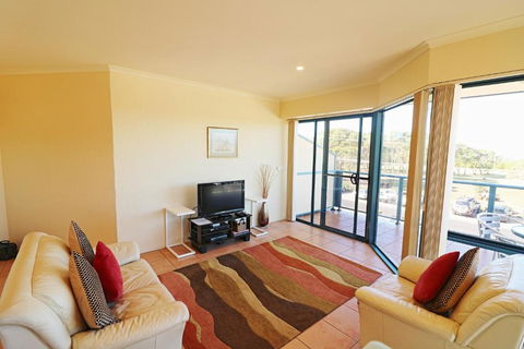 Ocean Breakers - Accommodation Daintree 1