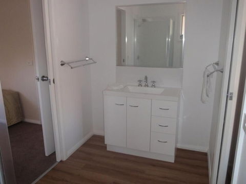 Ashleigh Court Motor Inn - Accommodation Daintree 5