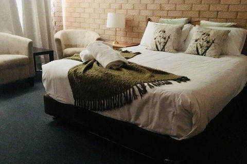 Golden Chain Aalana Motor Inn - Accommodation Daintree 3