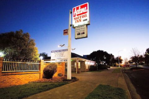 Golden Chain Aalana Motor Inn - Accommodation Daintree 0
