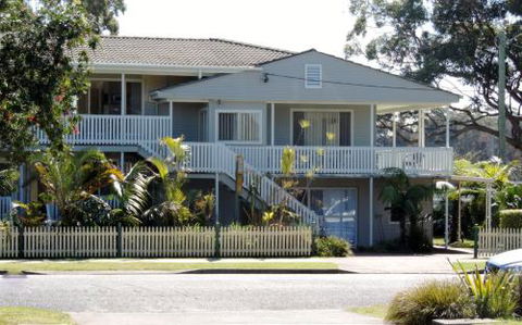Sussex Shores - Accommodation Daintree 2