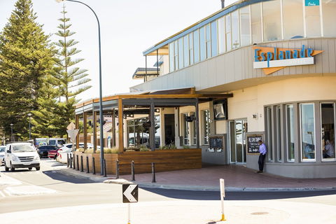 Esplanade Hotel - Accommodation Daintree 0