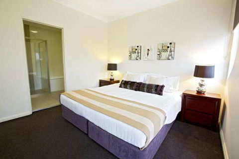 Astina Serviced Apartments - Central - Accommodation Daintree 3