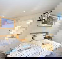 Anchorage Motel And Villas