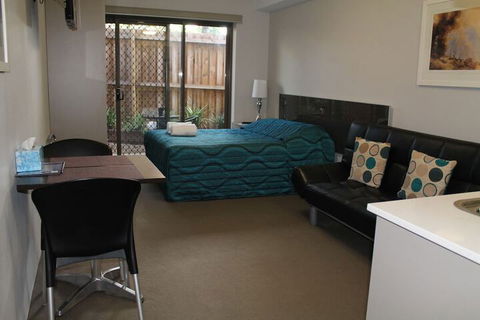 Strathfield Executive Accommodation - Accommodation Daintree 2
