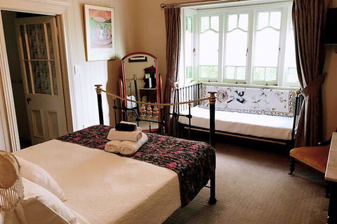 Number 12 Bed & Breakfast - Accommodation Daintree 3