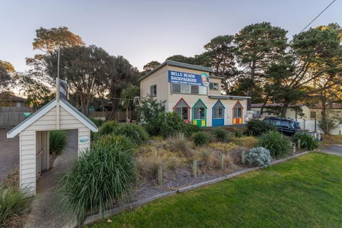 Bells Beach Backpackers - Accommodation Daintree 5