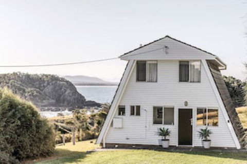 A PERFECT STAY - A Frame - Accommodation Daintree 0