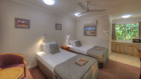 Atherton Hinterland Motel - Accommodation Daintree 2
