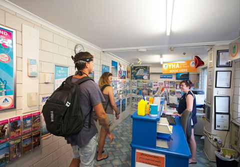 Airlie Beach YHA - Hostel - Accommodation Daintree 2