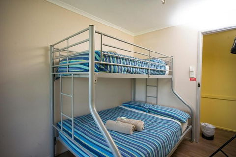 Airlie Beach YHA - Hostel - Accommodation Daintree 3