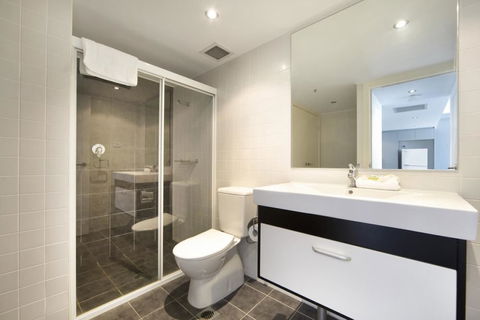 Astra Apartments - Paramatta - Accommodation Daintree 2