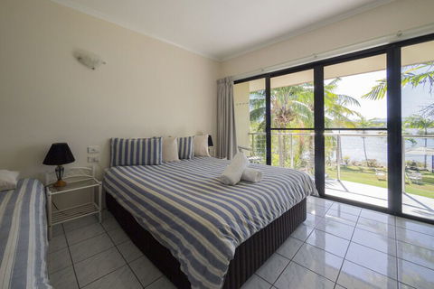Hinchinbrook Marine Cove Resort - Accommodation Daintree 3