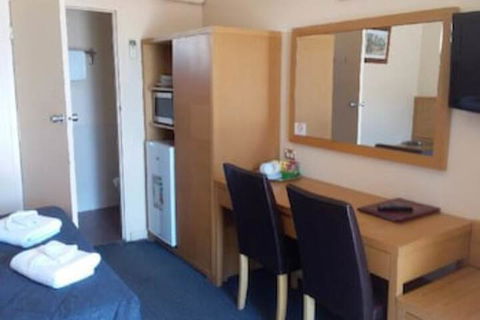 Desert Sand Motor Inn - Accommodation Daintree 6