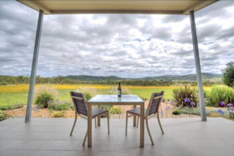 Azjure Studio Retreat - Accommodation Daintree 6