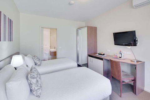 Drouin Motel - Accommodation Daintree 2