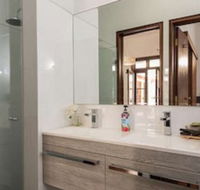 Fairway Manor Accommodation